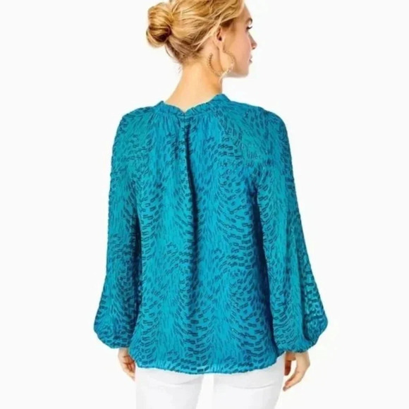 Lilly Pulitzer Caline Silk Top in Teal Bay Size Extra Small XS - Picture 2 of 7